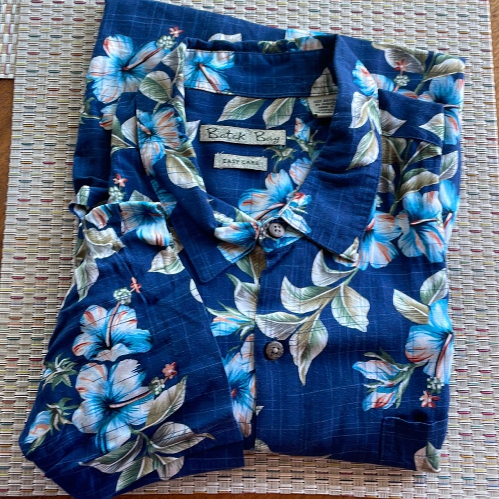 Mens short sleeve Hawaiian shirt